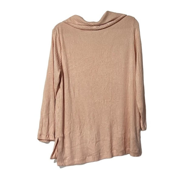 Chico’s ZENERGY Turtleneck Sweater Light Pink Size Medium 1 NWT Knit Cozy - Picture 2 of 6